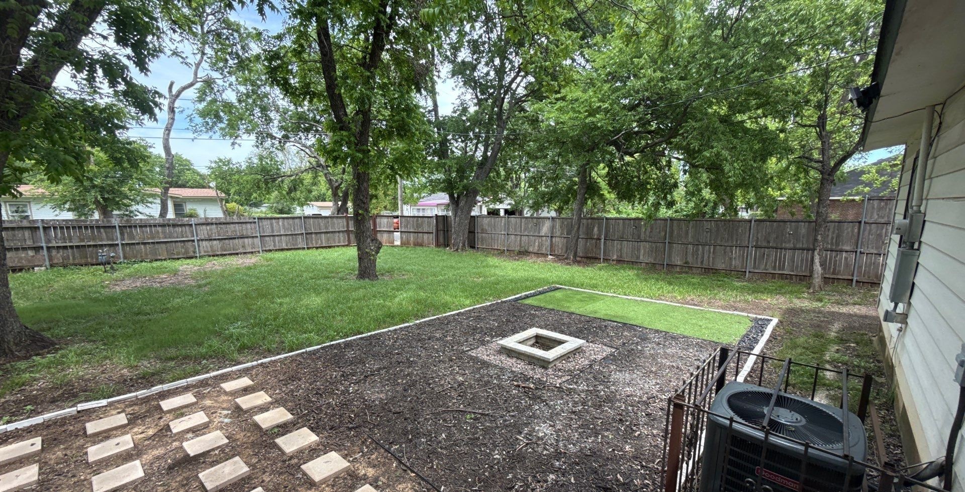 3155 E Ledbetter Drive Dallas TX 75216