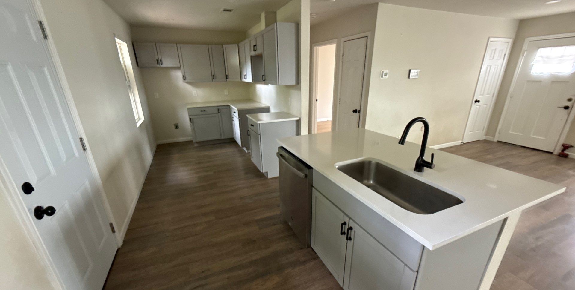3155 E Ledbetter Drive Dallas TX 75216