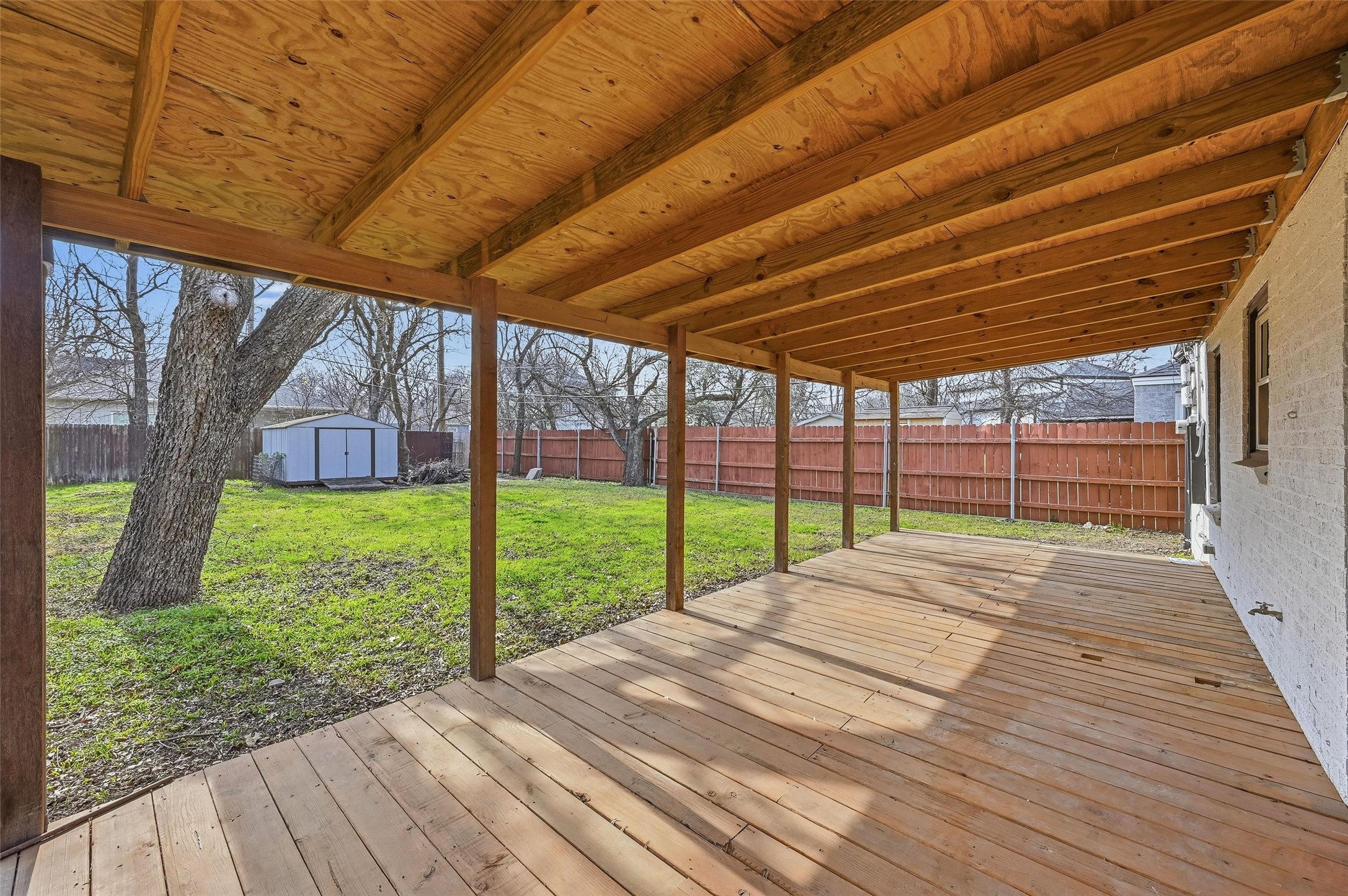 2713 Mission Street Fort Worth TX 76109