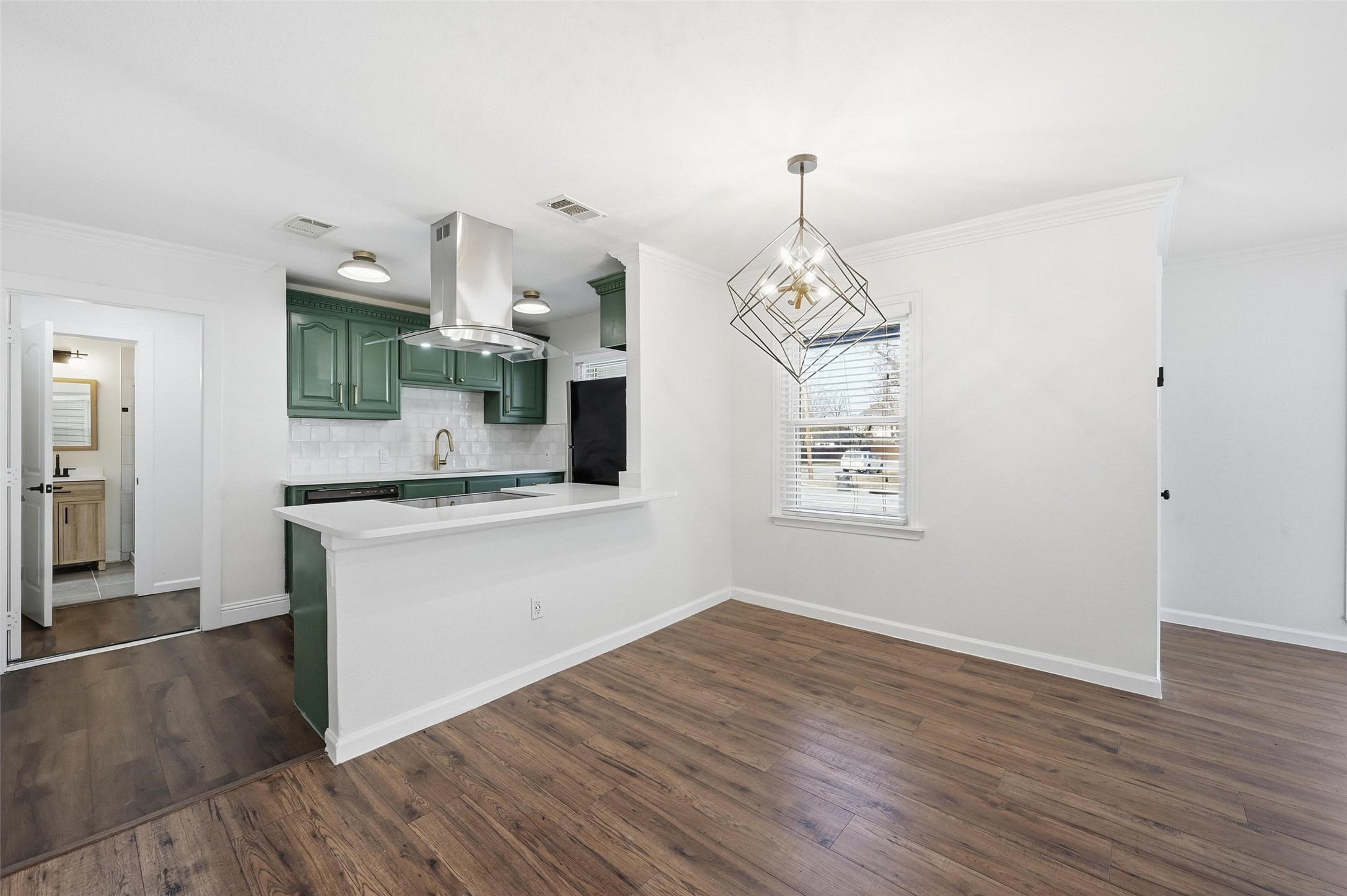 2713 Mission Street Fort Worth TX 76109