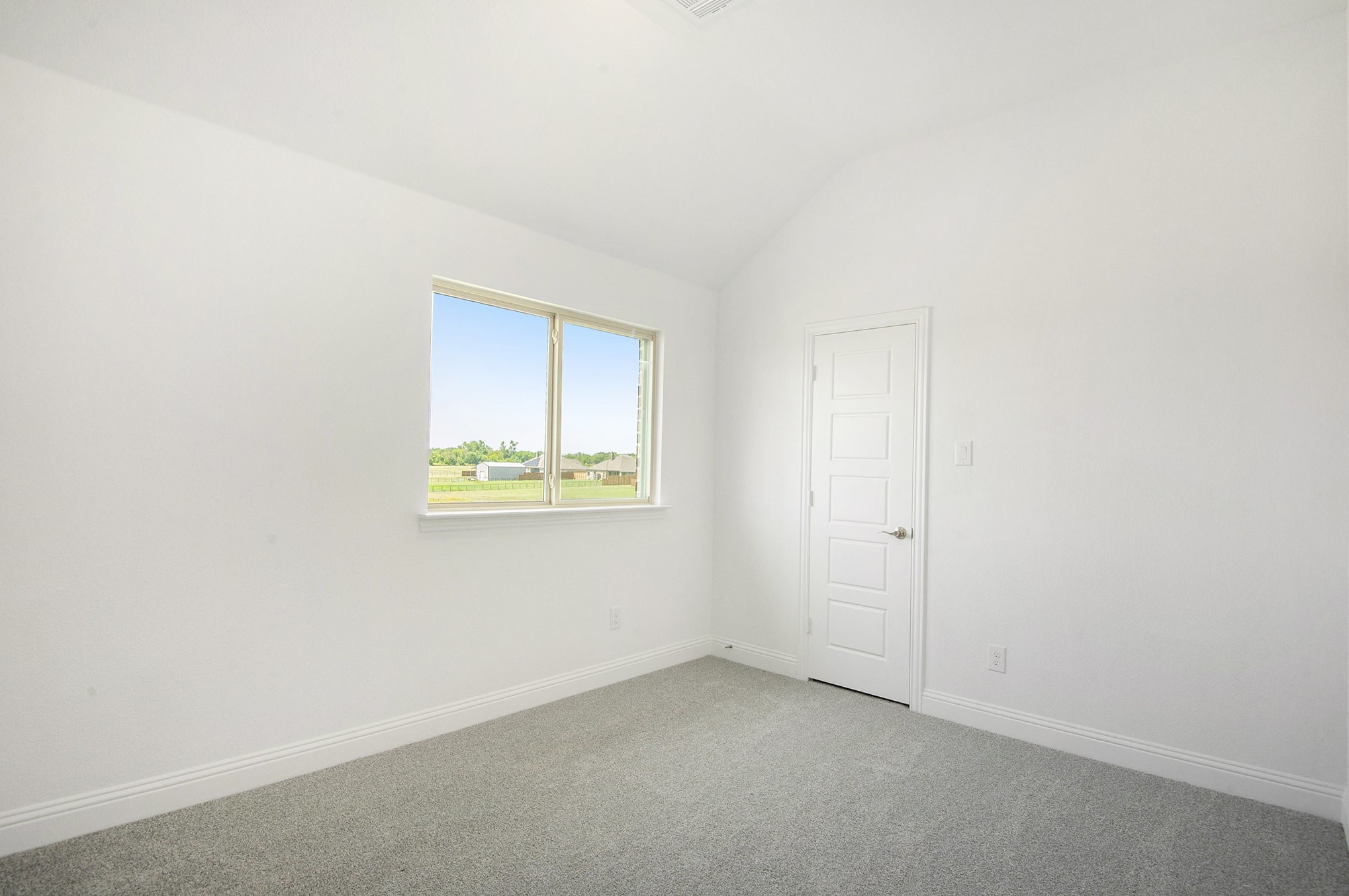 6033 Mango Sanger TX 76266