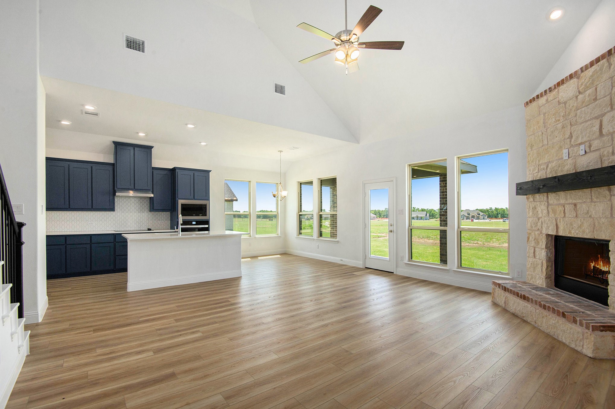 6033 Mango Sanger TX 76266