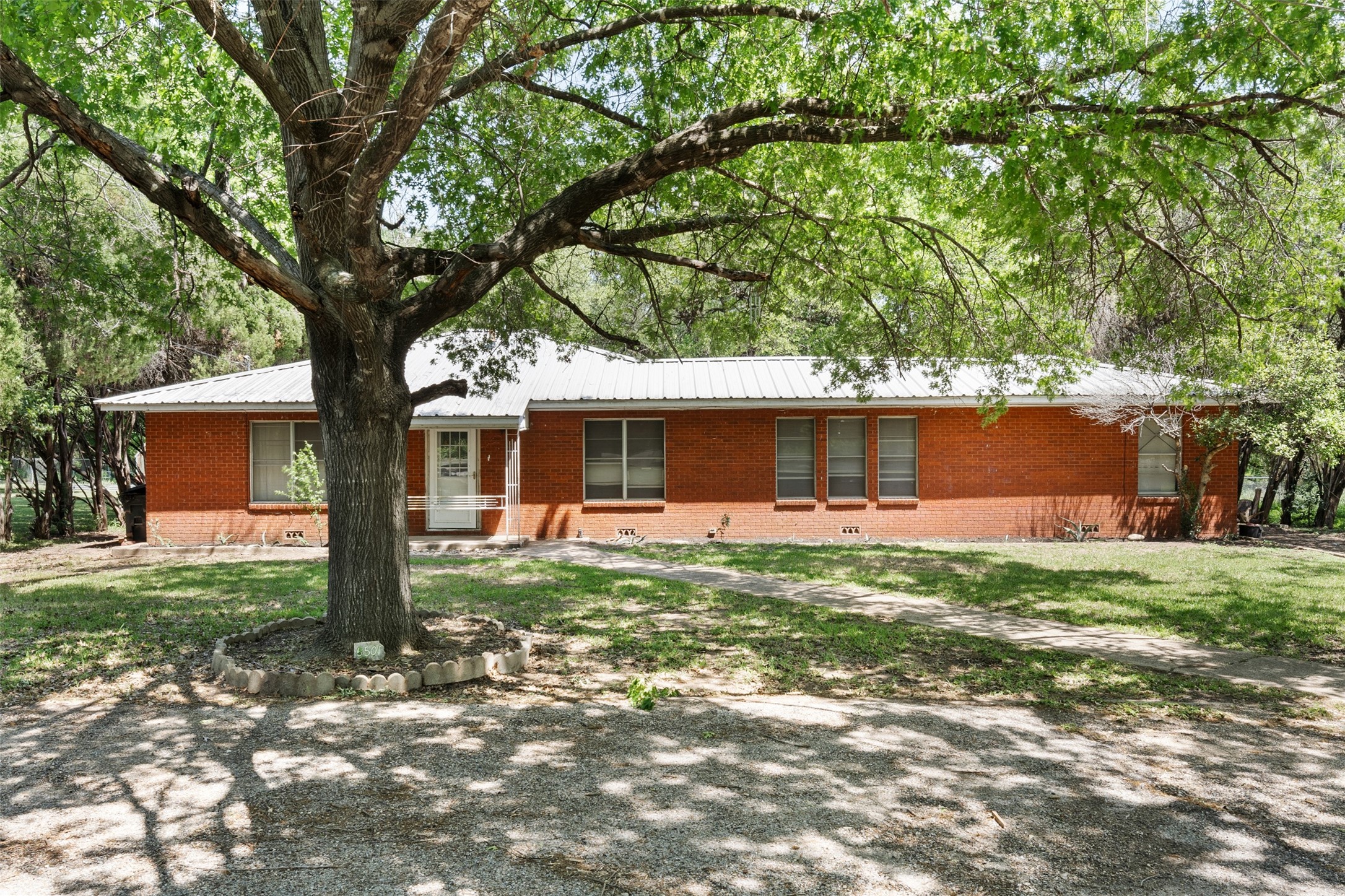 6501 Rock Creek Road Waco TX 76708