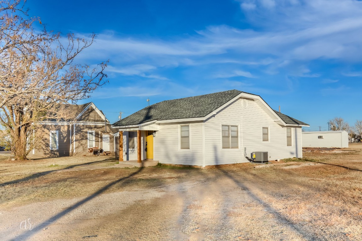 403 Lois Merkel TX 79536