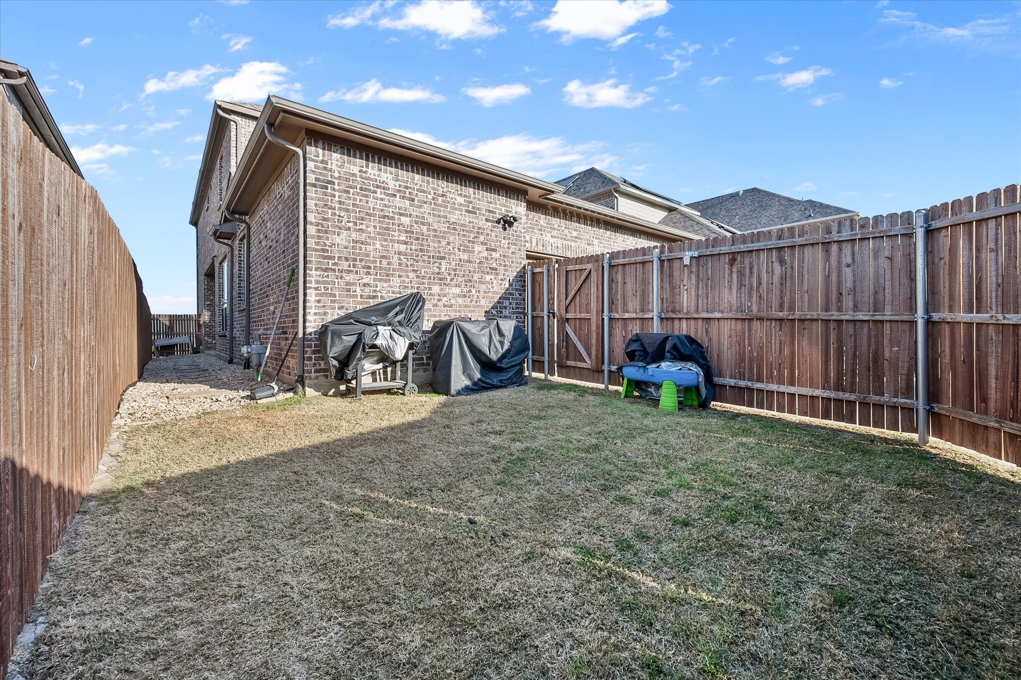 5125 Wakefield Drive Irving TX 75038