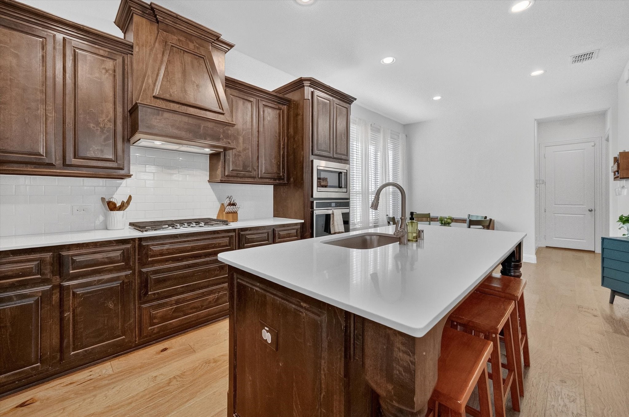 5125 Wakefield Drive Irving TX 75038