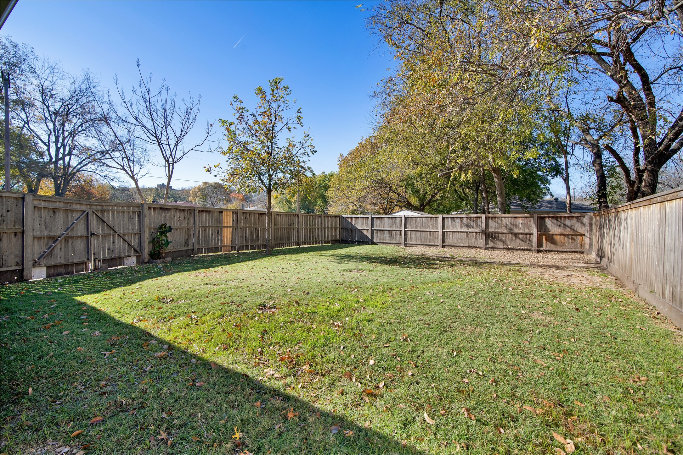 606 N Wharton Street Sherman TX 75092