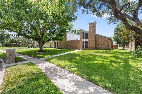 1513 Elk Grove Drive Richardson TX 75081