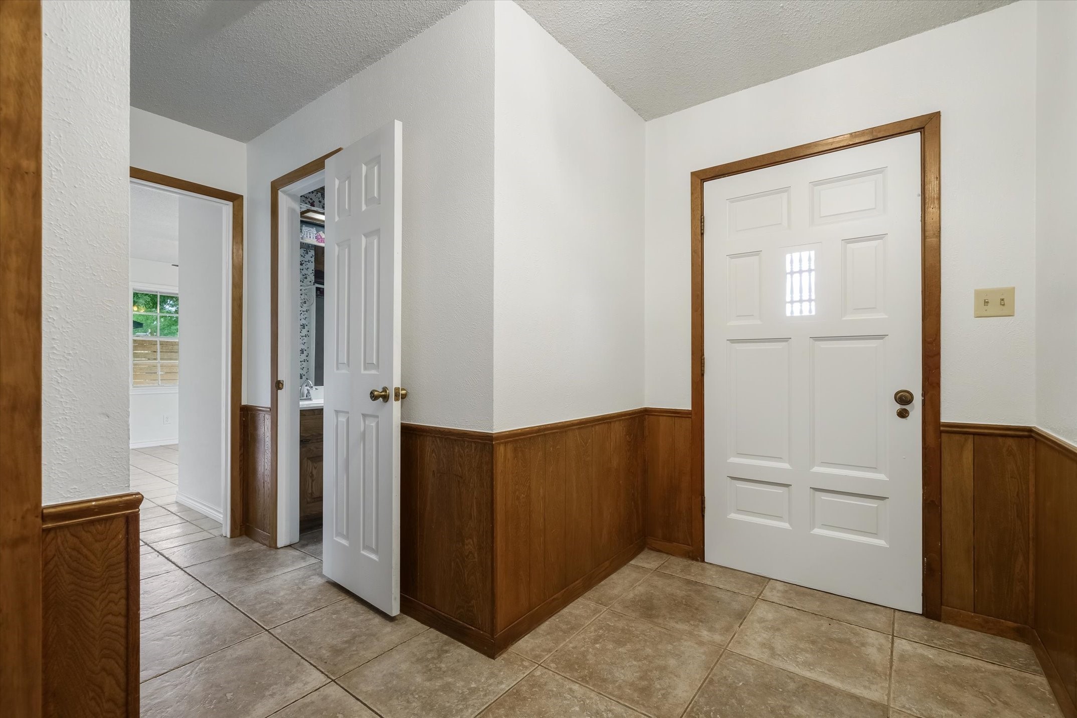 599 S Oak Street Van TX 75790