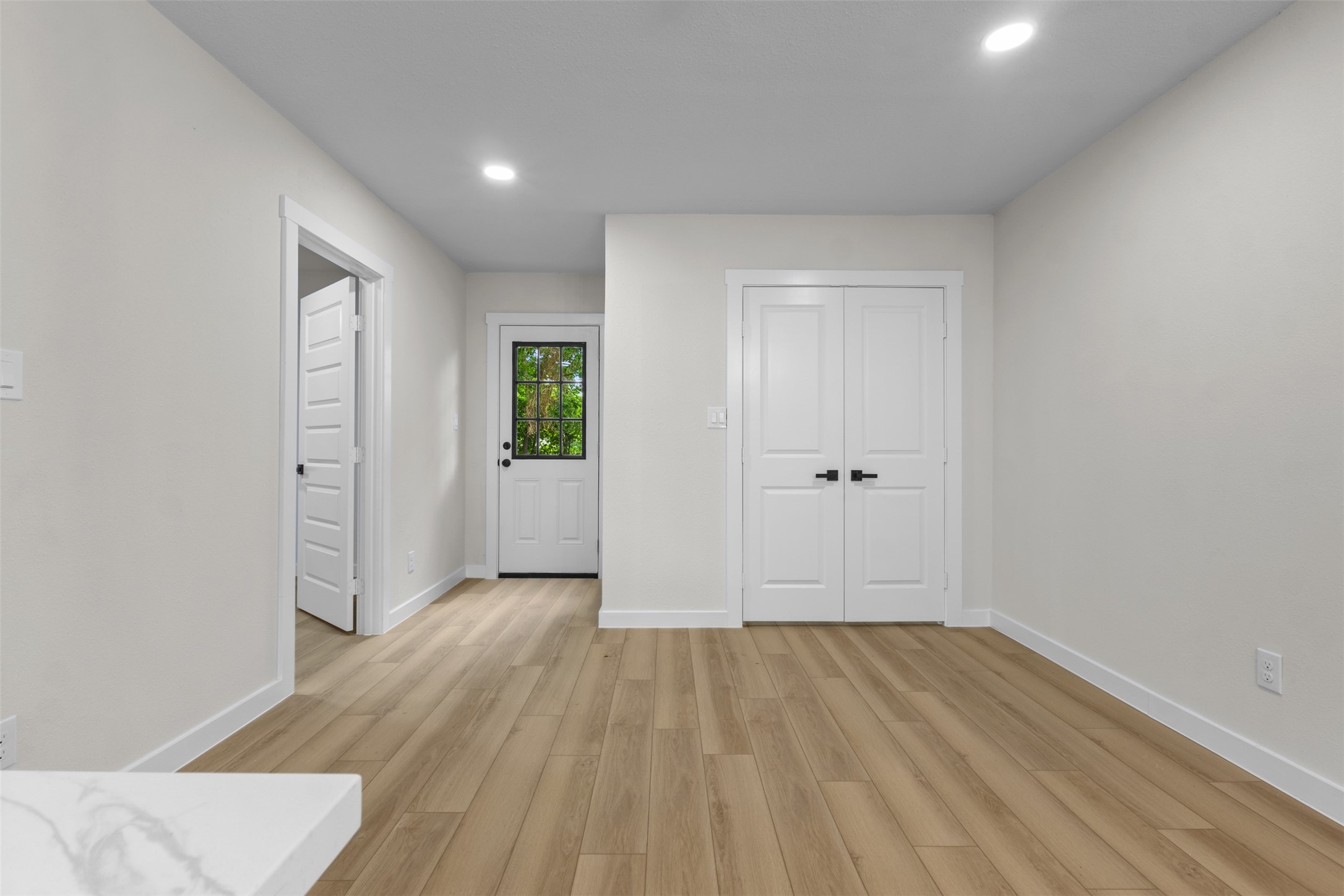 3216 Sharon Street Dallas TX 75211