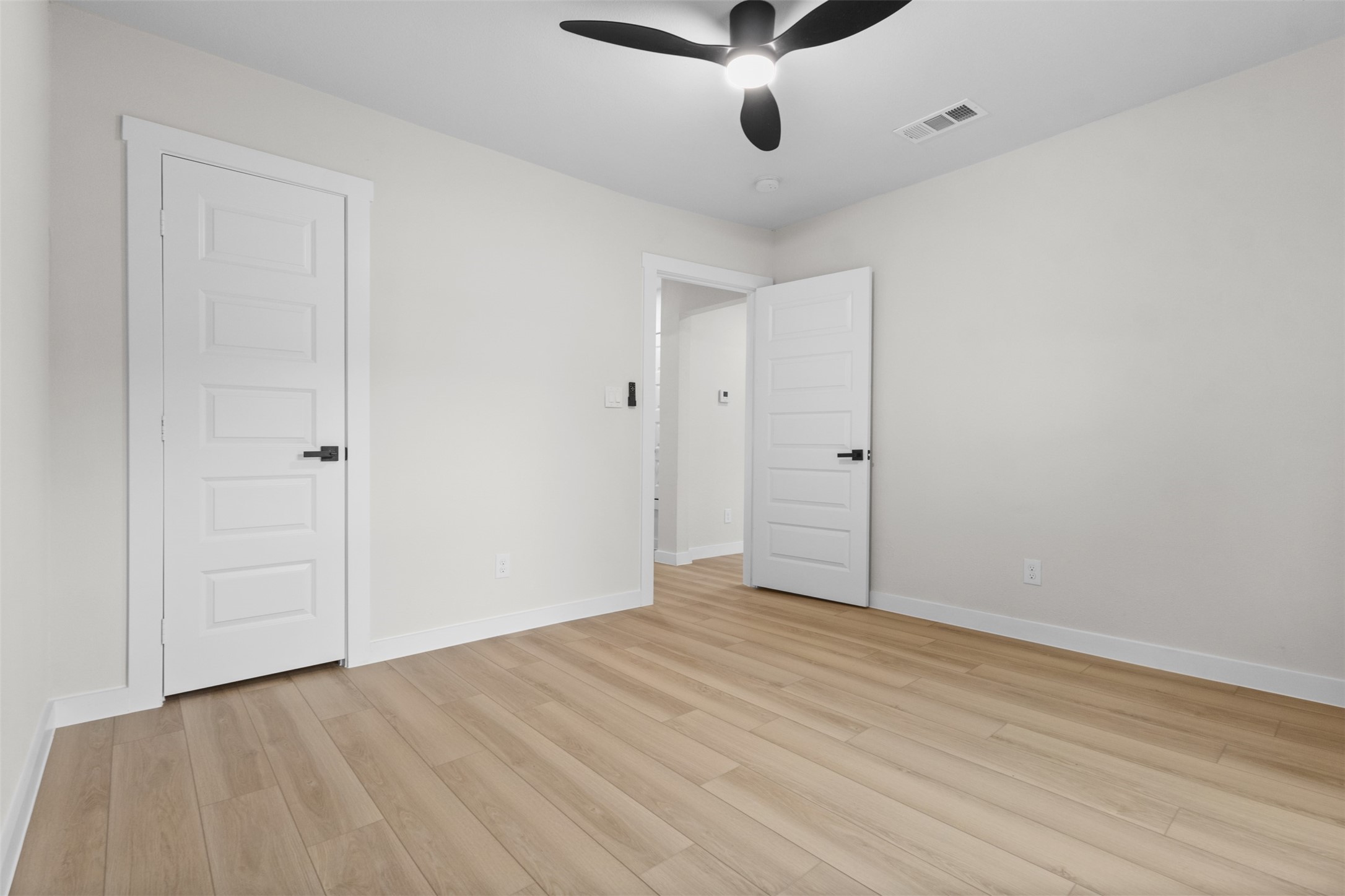 3216 Sharon Street Dallas TX 75211