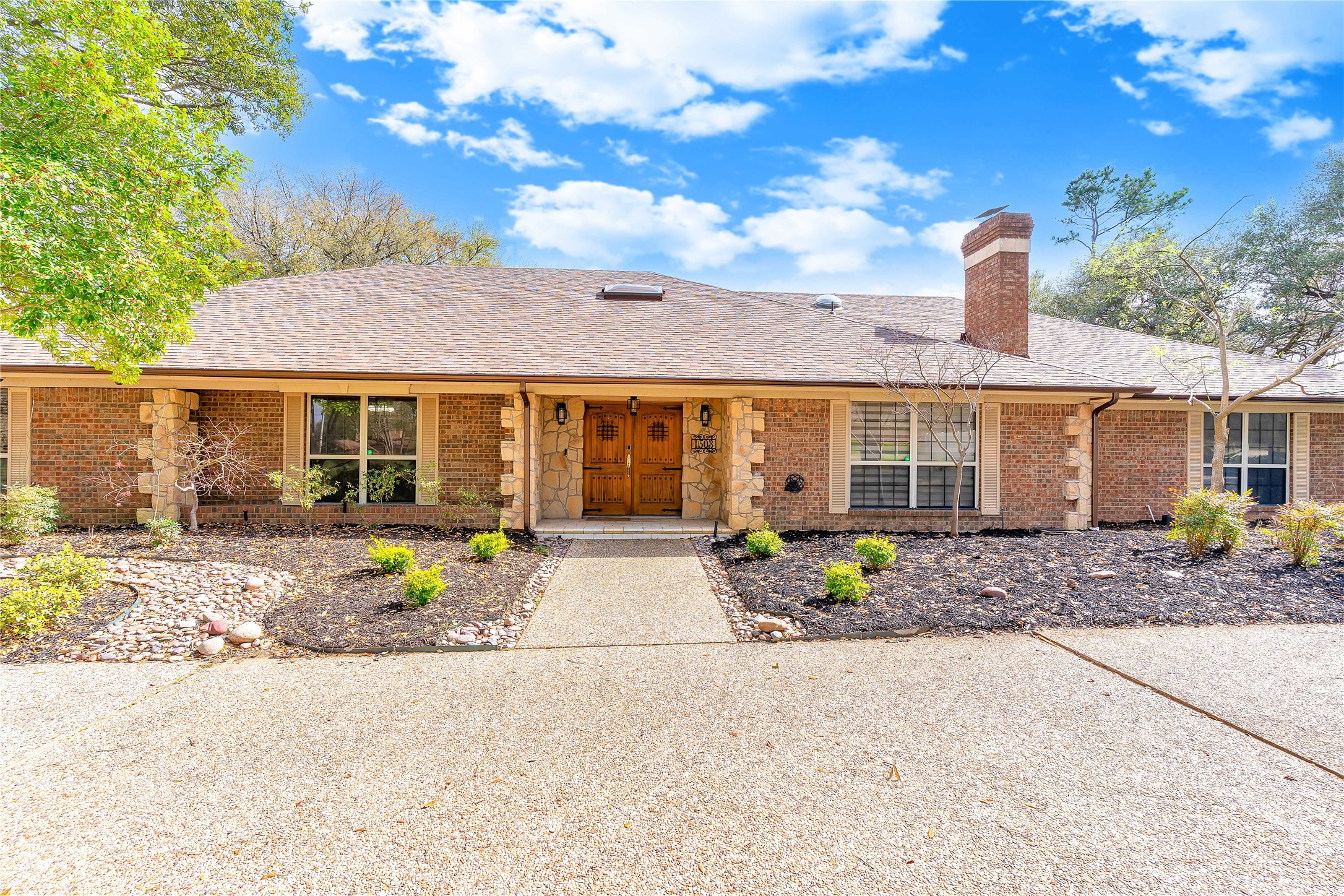 1503 W Westhill Drive Cleburne TX 76033
