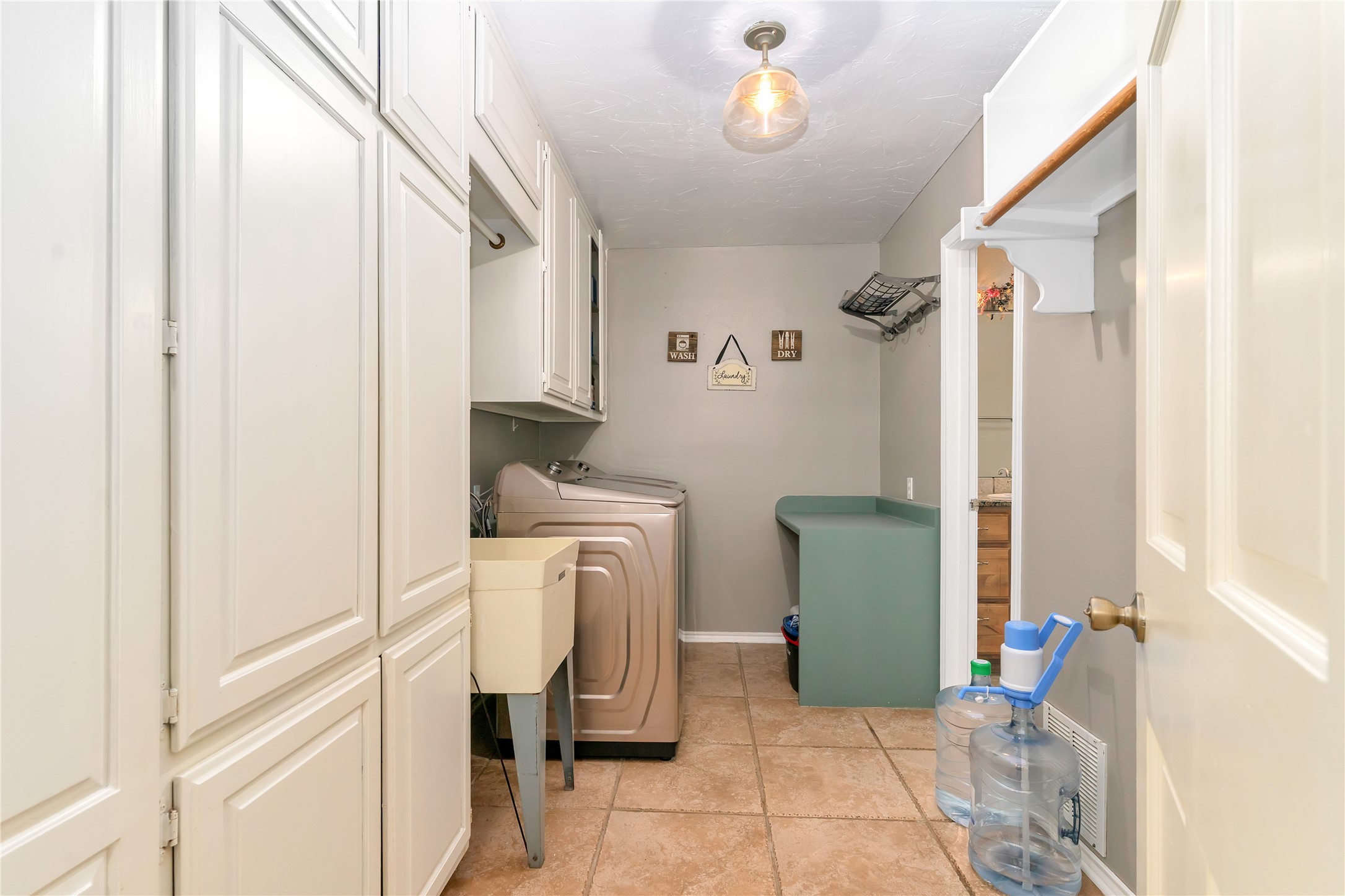 1503 W Westhill Drive Cleburne TX 76033