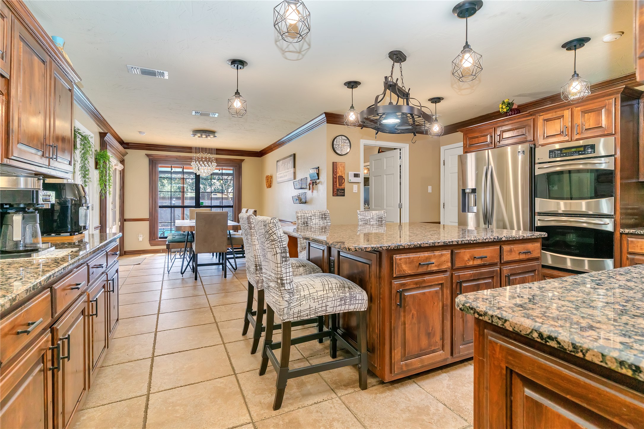 1503 W Westhill Drive Cleburne TX 76033