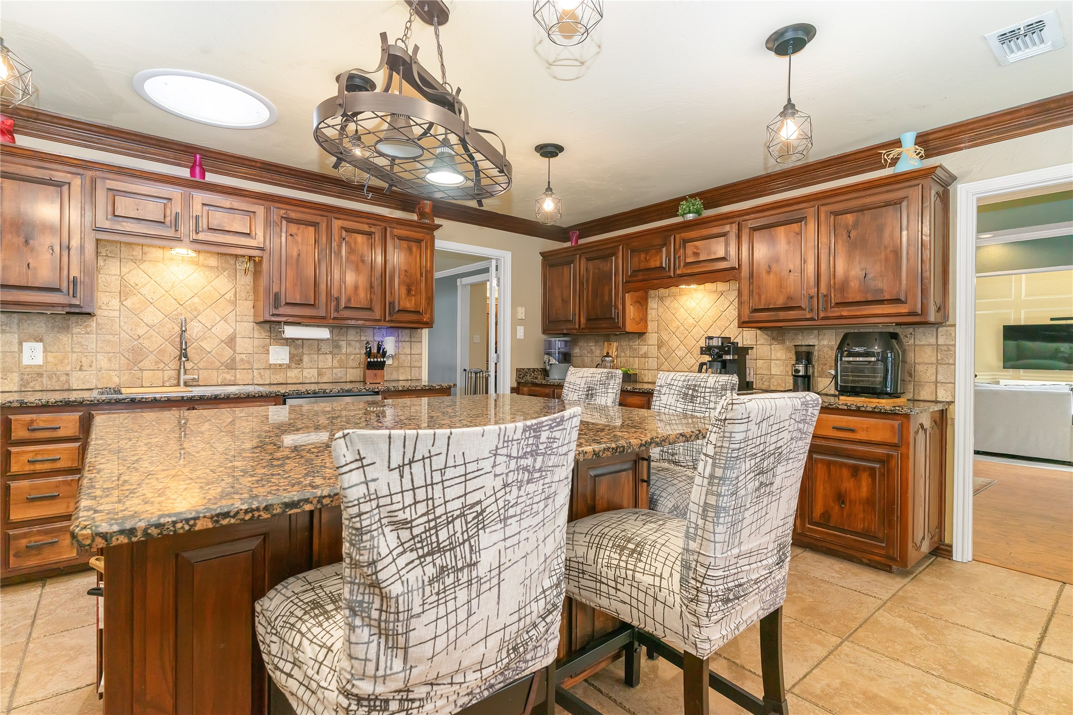 1503 W Westhill Drive Cleburne TX 76033