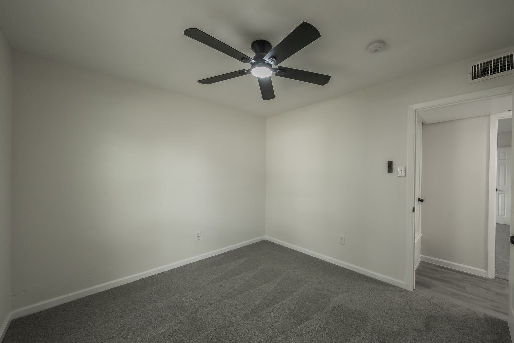 228 Blair Lane Arlington TX 76014
