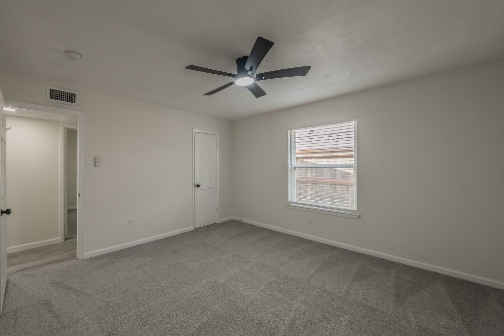 228 Blair Lane Arlington TX 76014