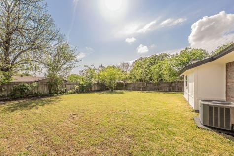 228 Blair Lane Arlington TX 76014