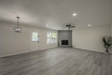 228 Blair Lane Arlington TX 76014