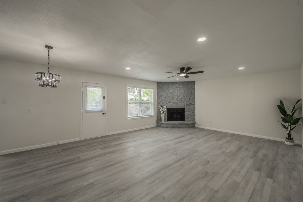 228 Blair Lane Arlington TX 76014