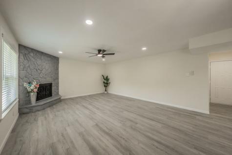 228 Blair Lane Arlington TX 76014
