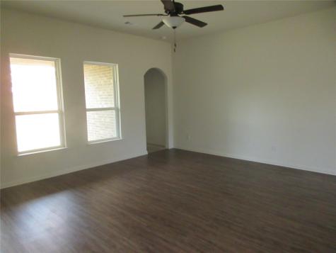 711 Milas Lane Glenn Heights TX 75154