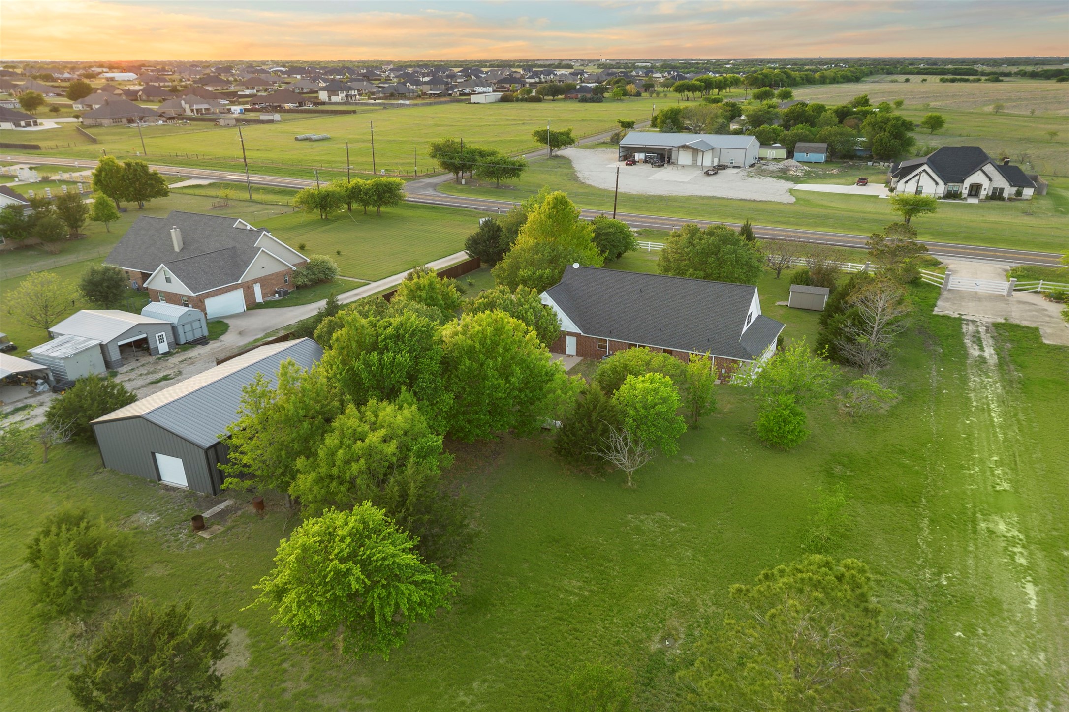 3441 Fm 66 Waxahachie TX 75167
