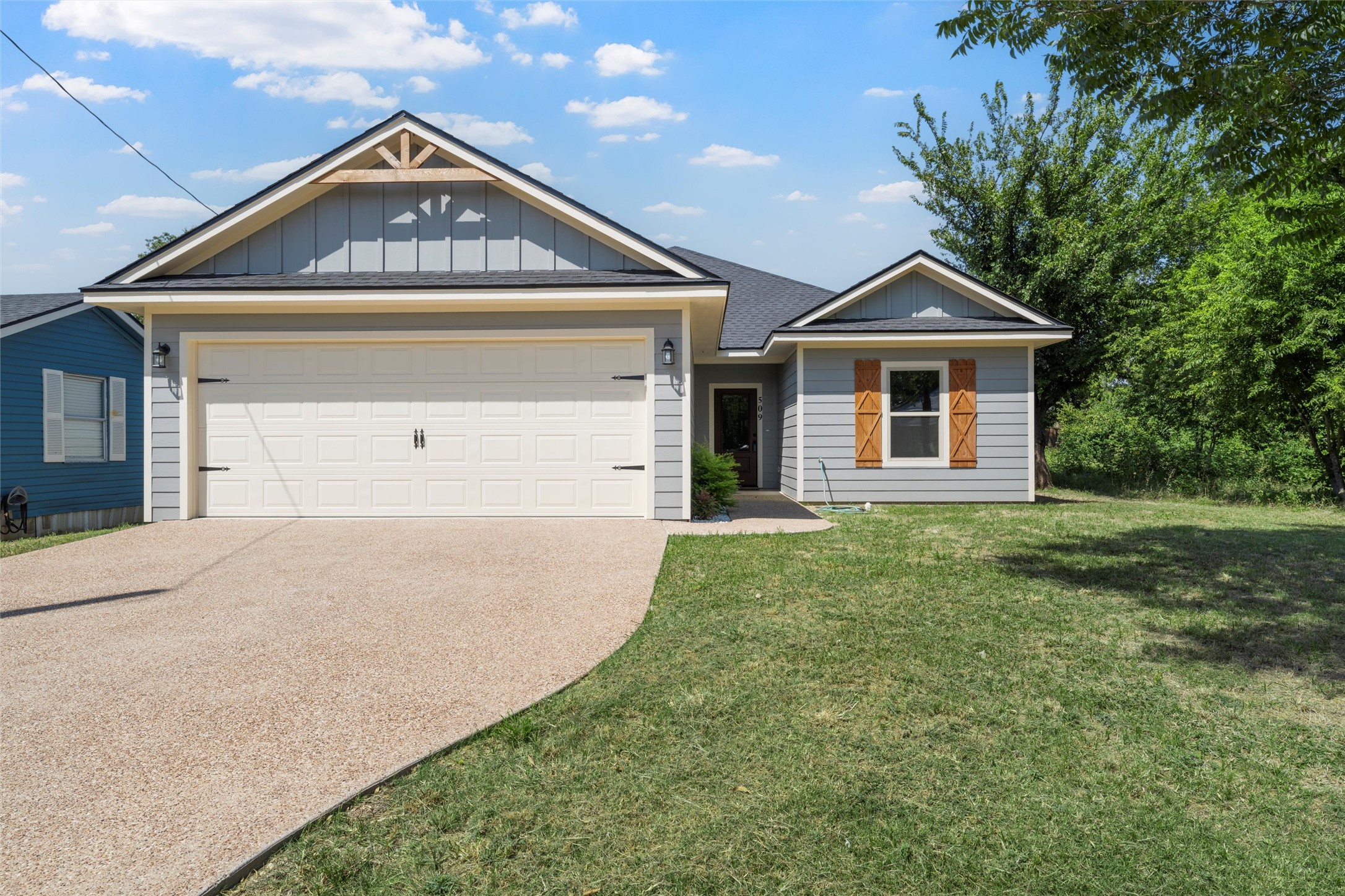 509 Mckinley Street Mcgregor TX 76657