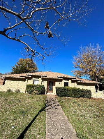 403 Dinalynn Street Mesquite TX 75149