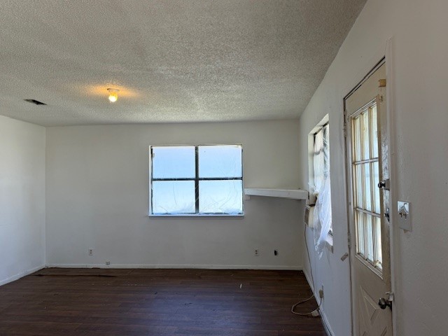 1605 E 10th Avenue Corsicana TX 75110