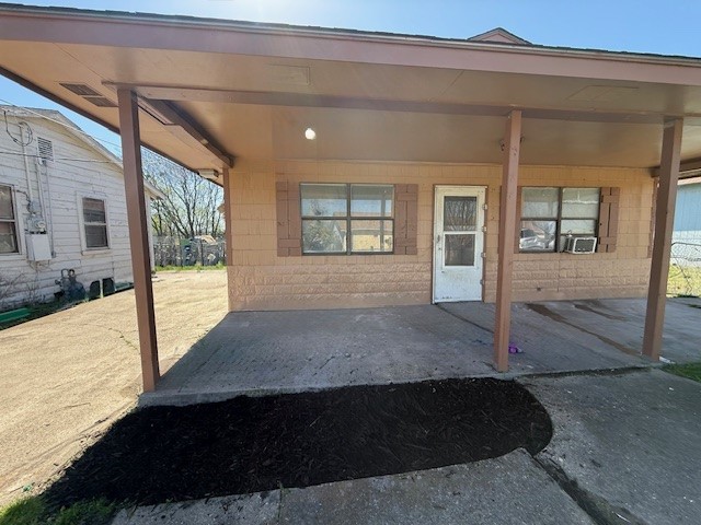 1605 E 10th Avenue Corsicana TX 75110
