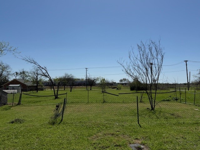1605 E 10th Avenue Corsicana TX 75110