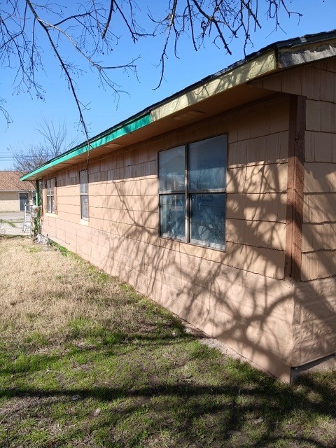 1605 E 10th Avenue Corsicana TX 75110