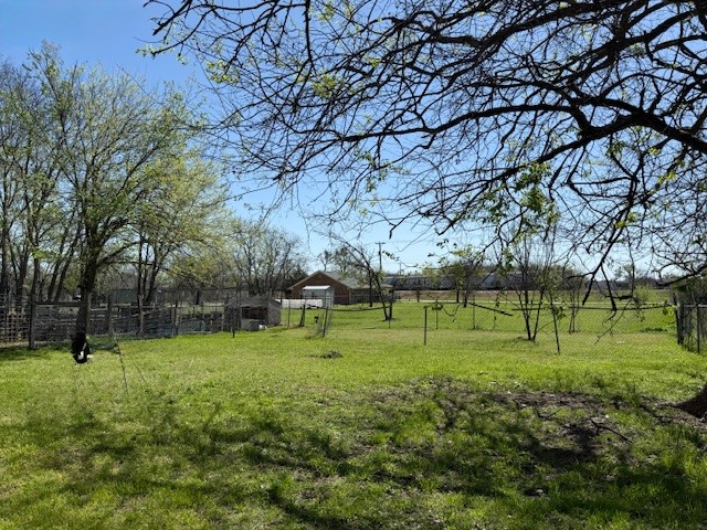 1605 E 10th Avenue Corsicana TX 75110