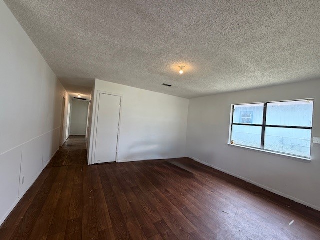 1605 E 10th Avenue Corsicana TX 75110