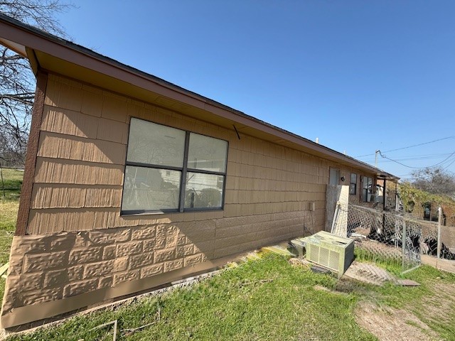1605 E 10th Avenue Corsicana TX 75110