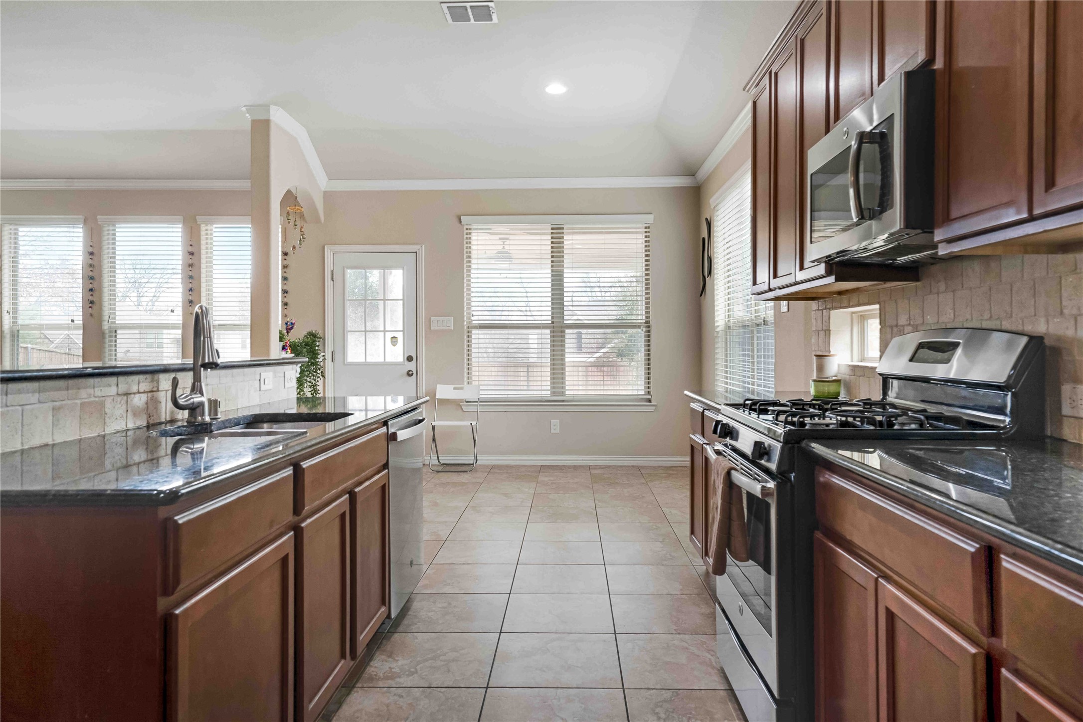 917 Park Place Lane Mckinney TX 75071