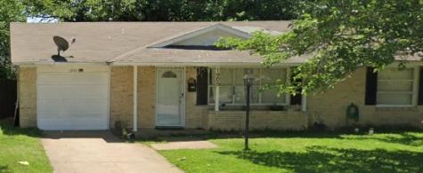 1905 Virginia Street Grand Prairie TX 75051