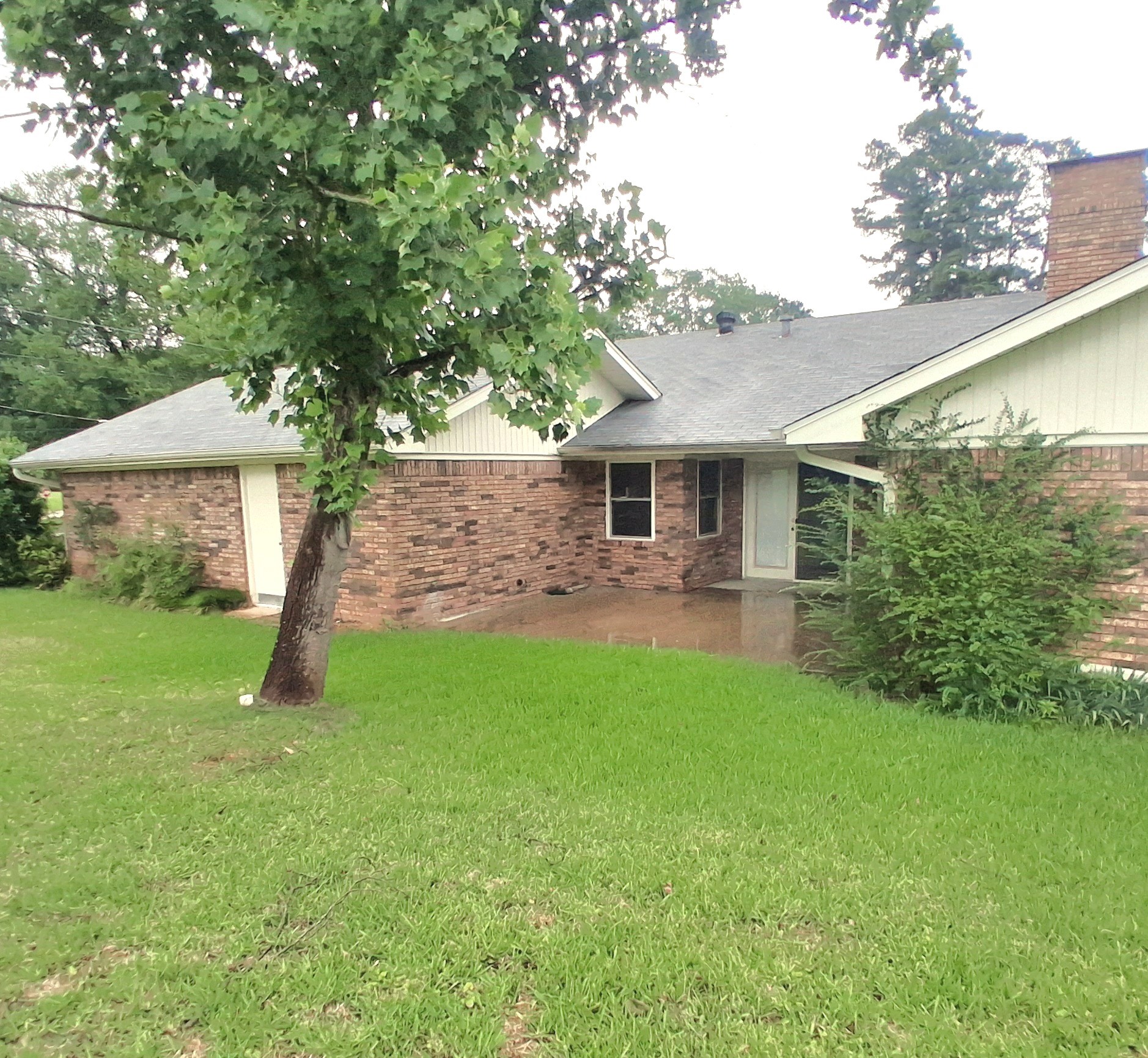 901 Bluebird Lane Wake Village TX 75501