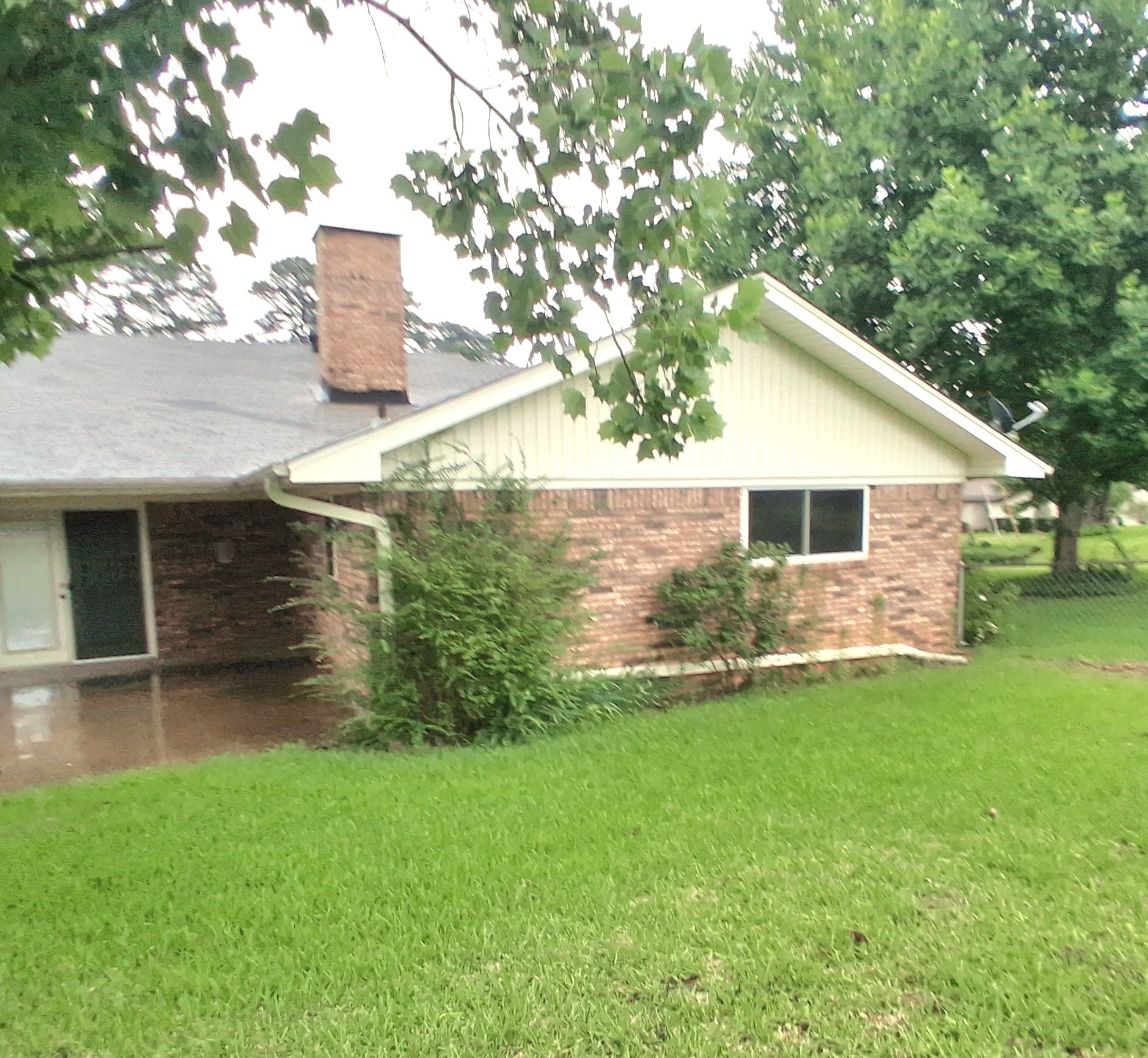 901 Bluebird Lane Wake Village TX 75501