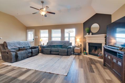 1336 Shelley Drive Burleson TX 76028