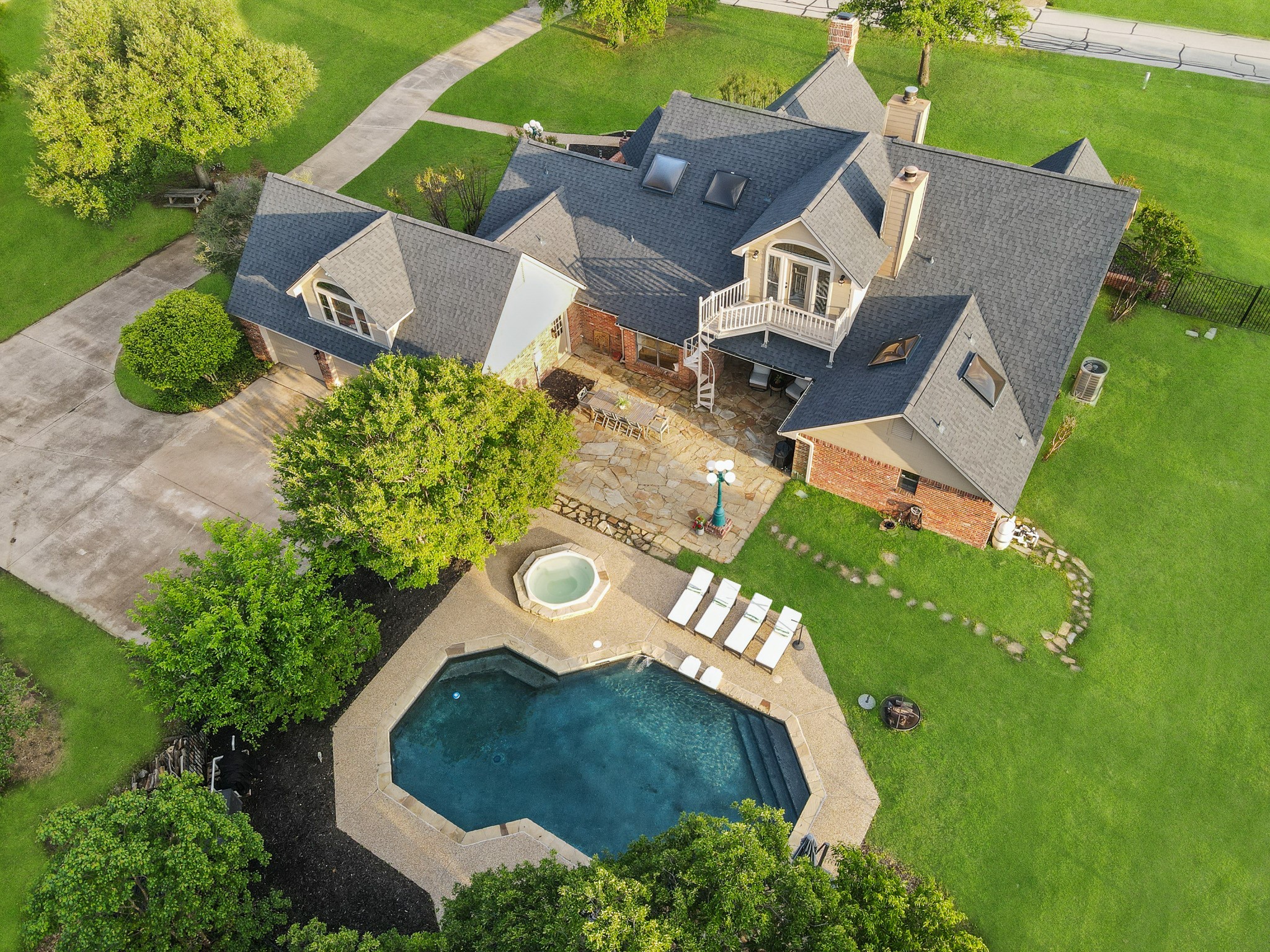 175 Oak Trail Drive Double Oak TX 75077