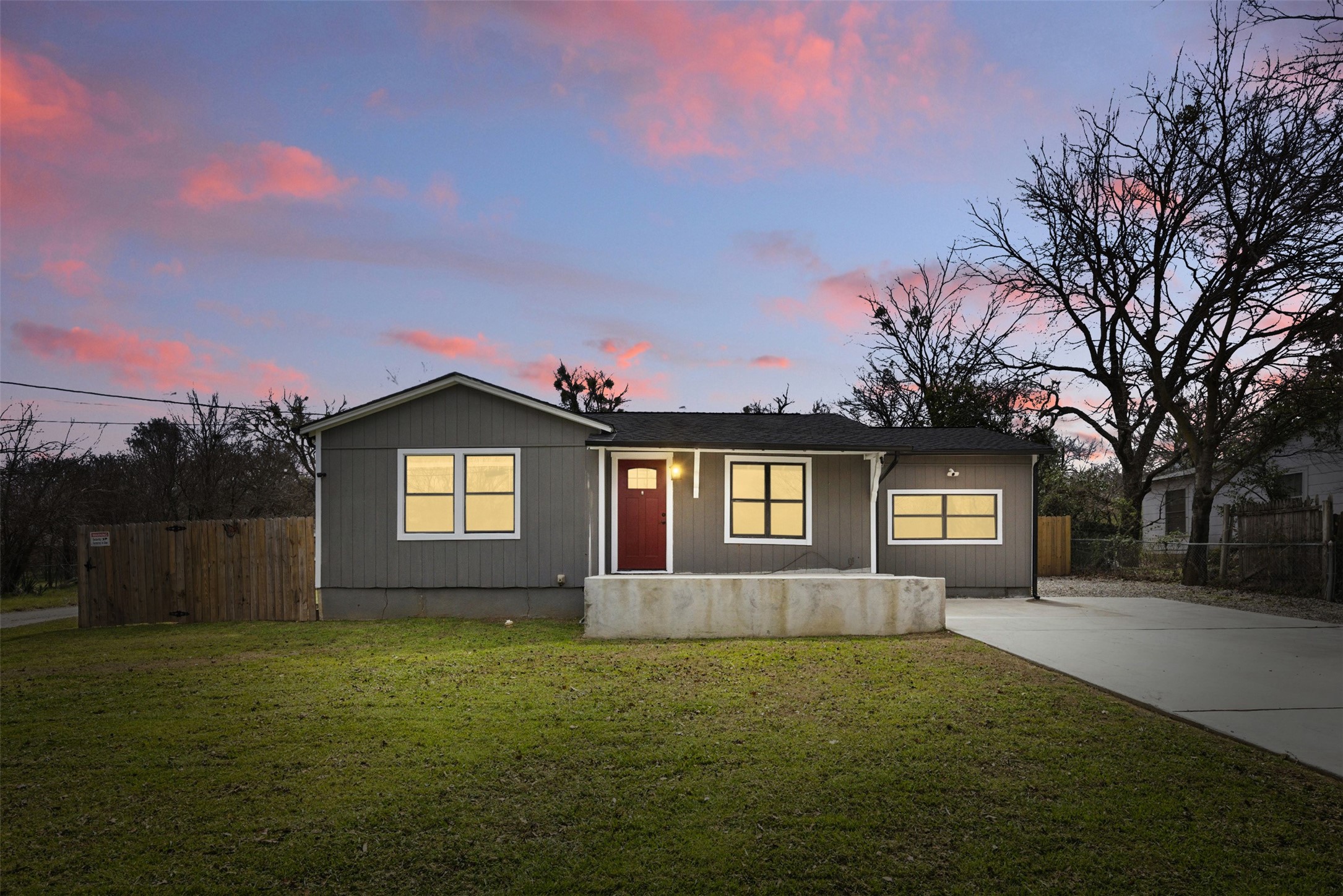 516 SE 17th Street Mineral Wells TX 76067