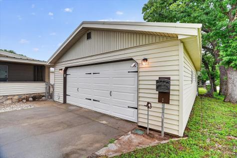 7757 Berry Road Burleson TX 76028