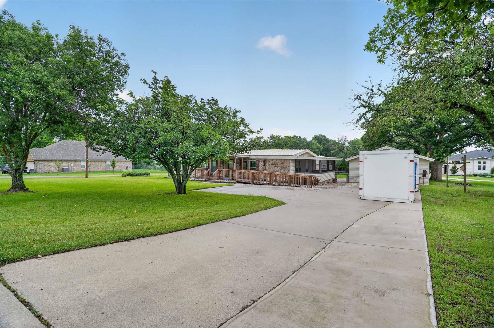 7757 Berry Road Burleson TX 76028
