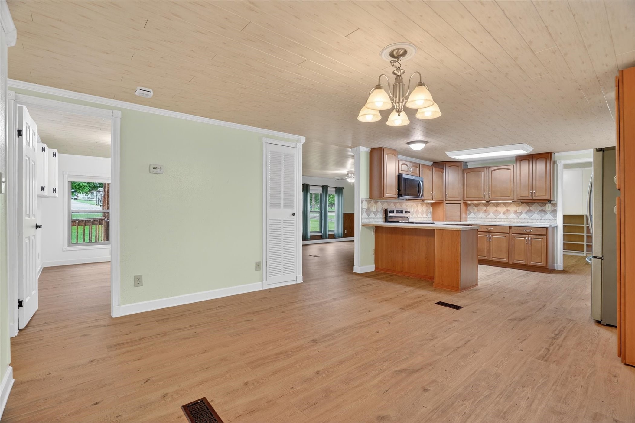 7757 Berry Road Burleson TX 76028