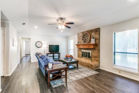 10048 Regent Row Street Benbrook TX 76126