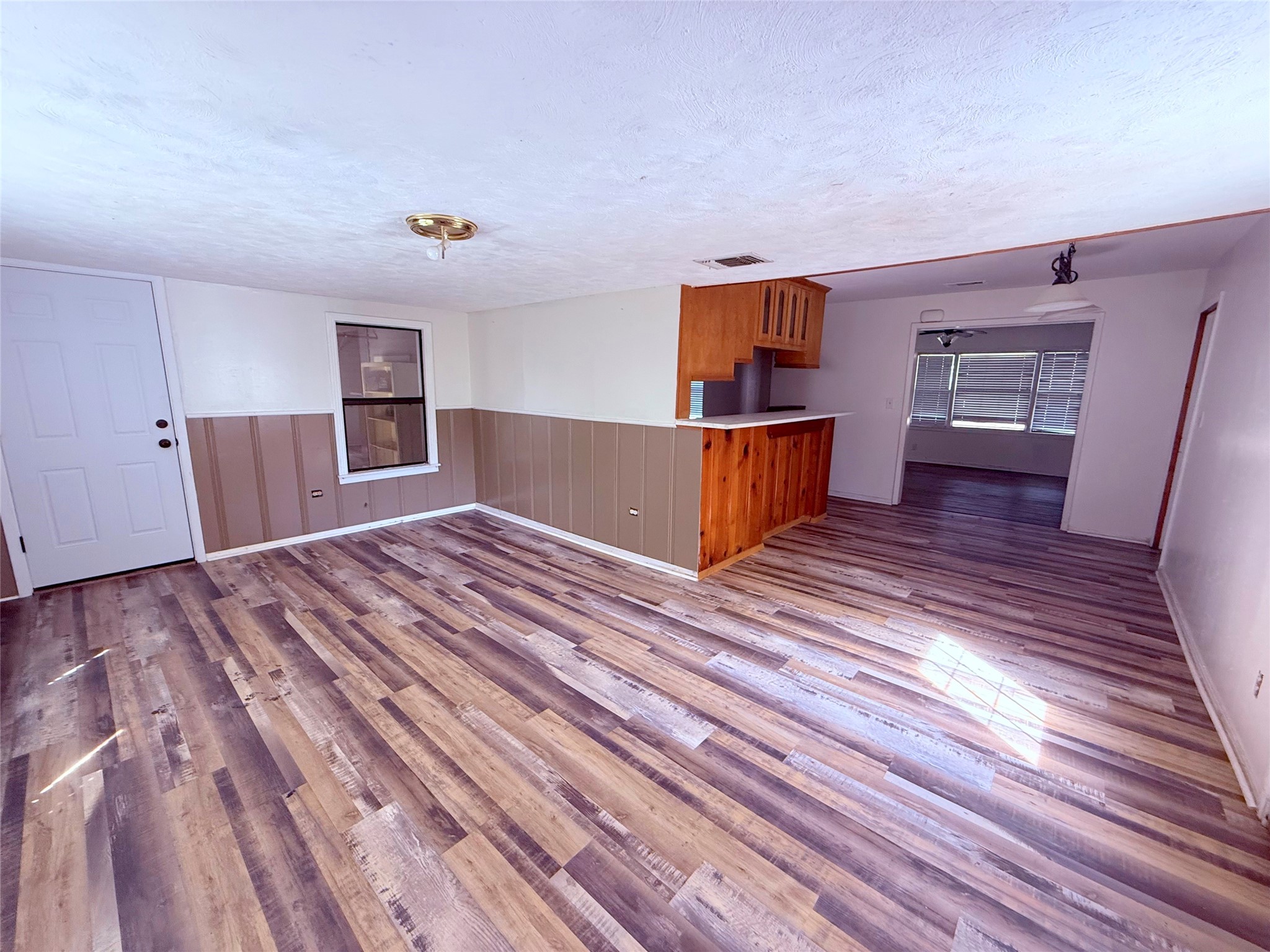 200 E Myrtle Street Winnsboro TX 75494