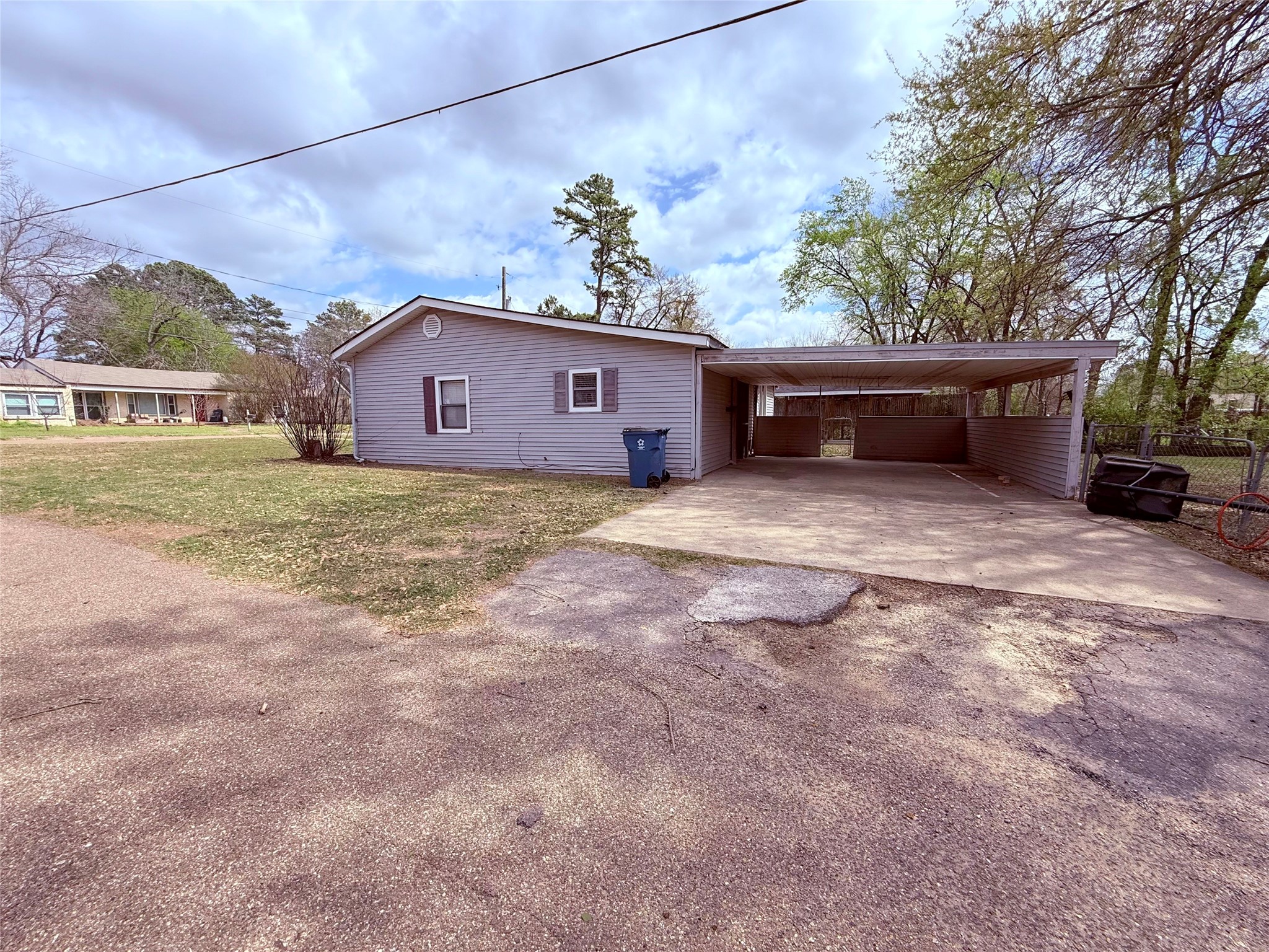200 E Myrtle Street Winnsboro TX 75494