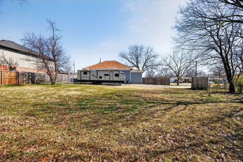 2200 N Hickory Street Sherman TX 75092